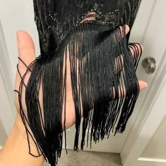 Vintage Style "Great Gatsby" Sequined Fringed Flapper. Great for Halloween - Picture 12 of 16